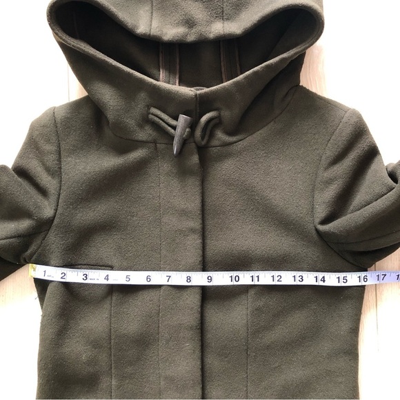 Aritzia Babaton Pearce Wool Cashmere Coat in Dark Olive Green - Picture 12 of 13